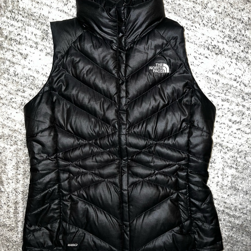 Women’s Black North face Vest